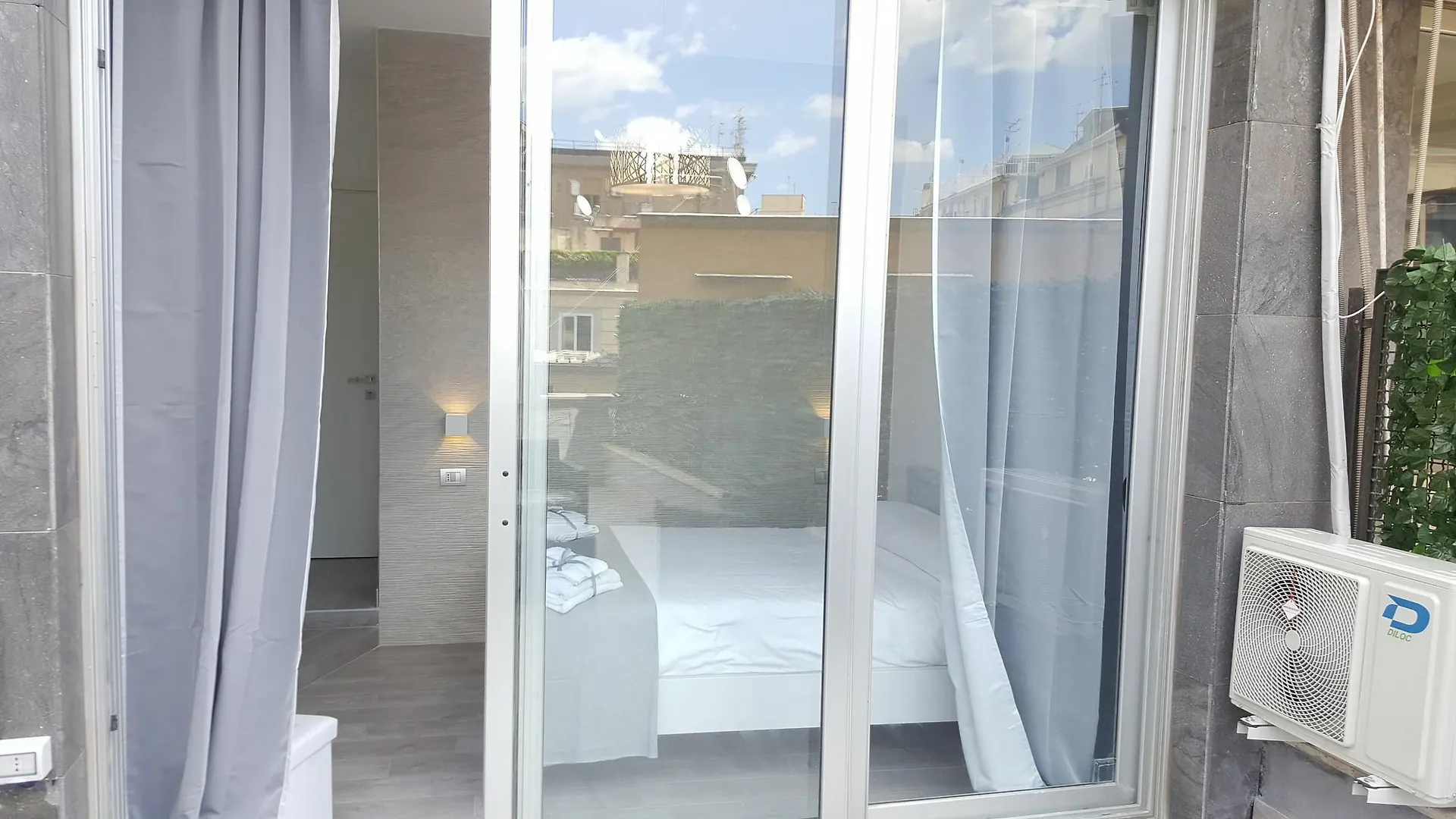 **  De Gasperi 55 Bed & Breakfast Naples Italy
