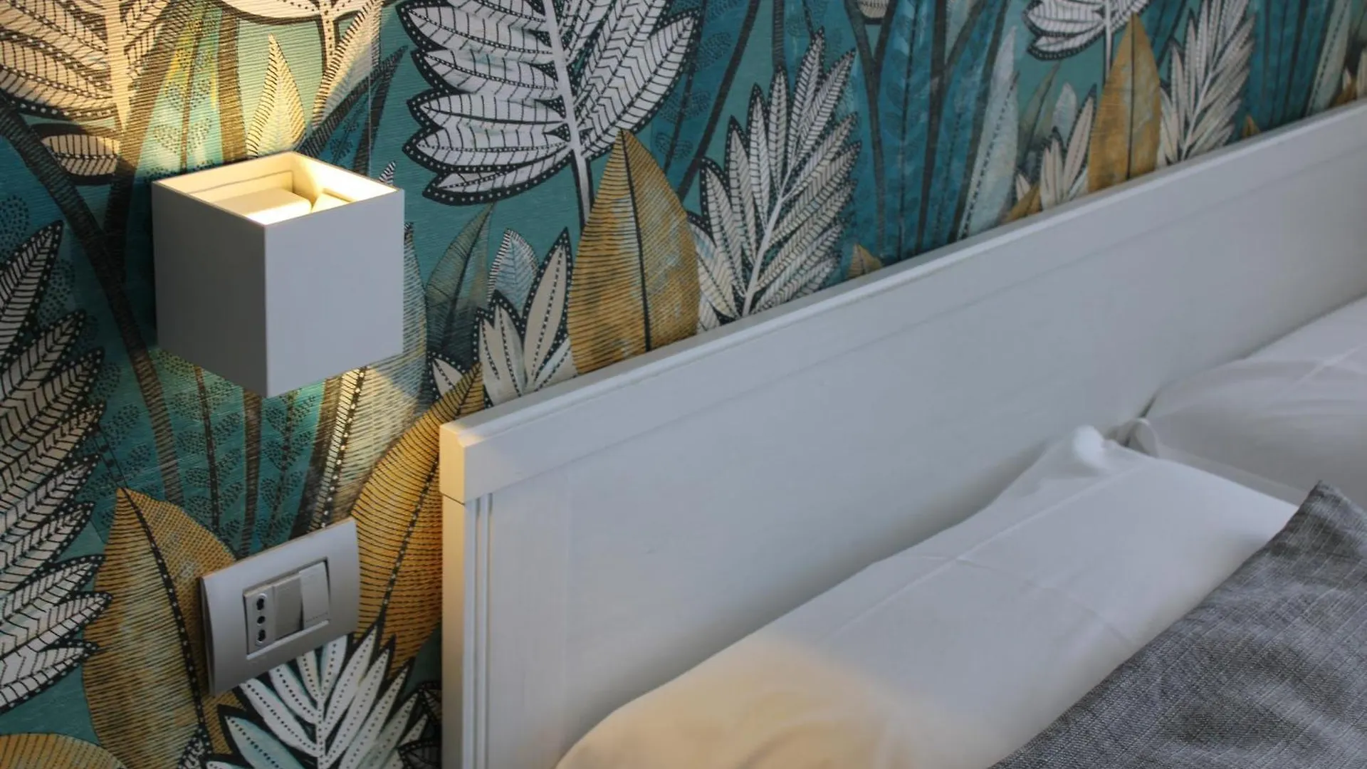 **  De Gasperi 55 Bed & Breakfast Naples Italy