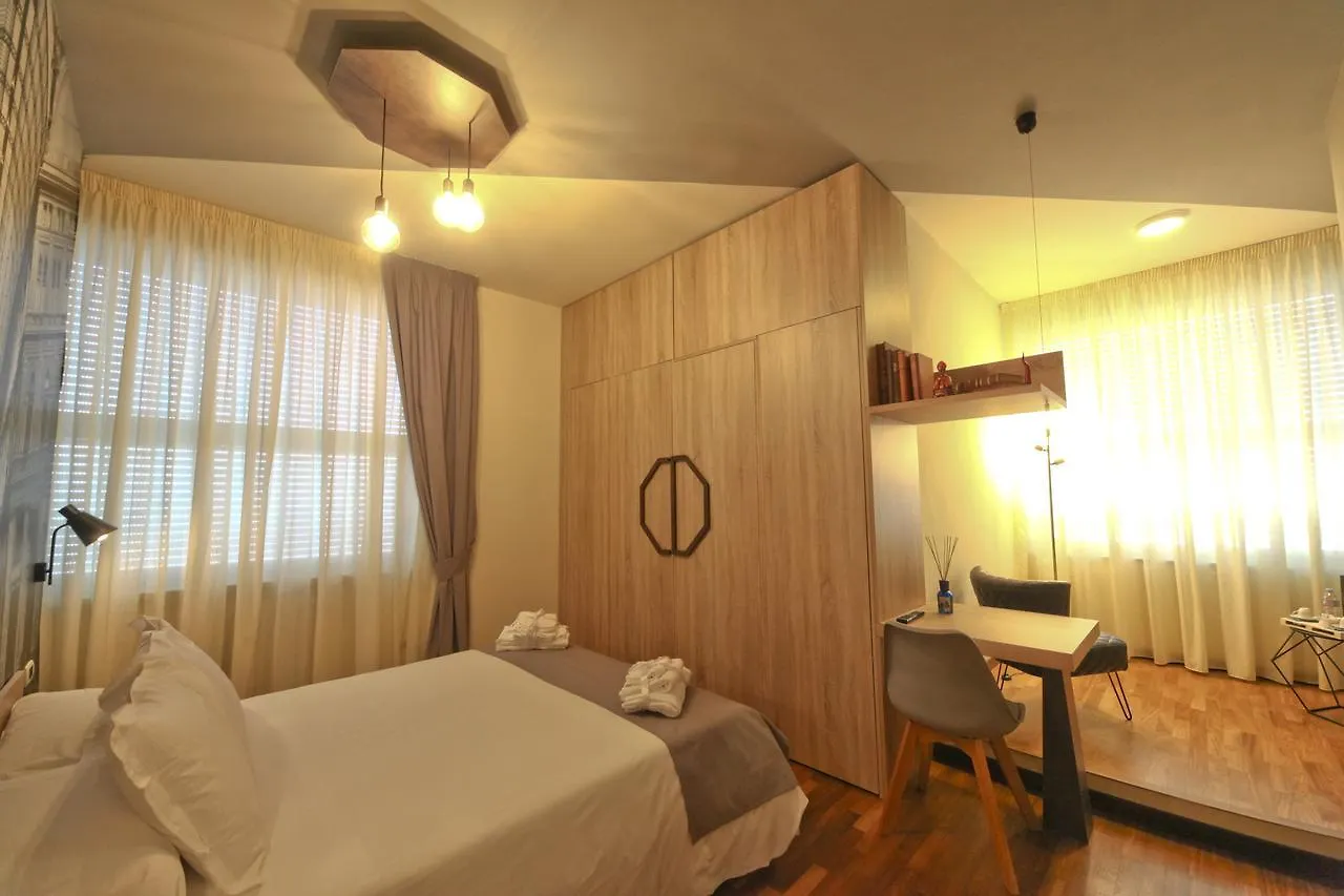 De Gasperi 55 Bed & Breakfast Naples